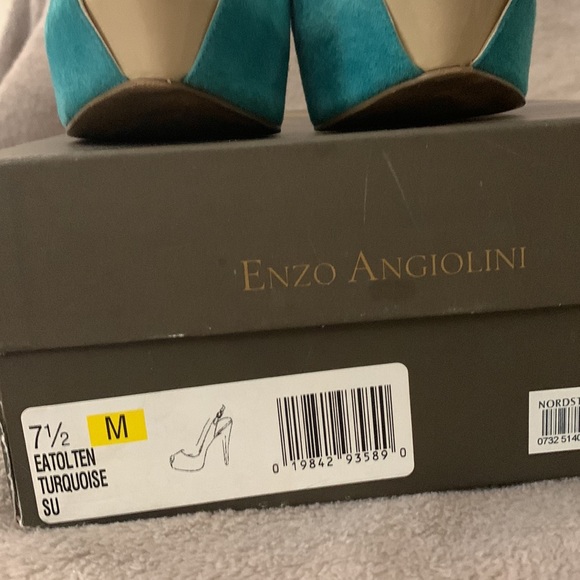Enzo Angiolini turquoise suede and patent leather sling backs - Picture 3 of 8